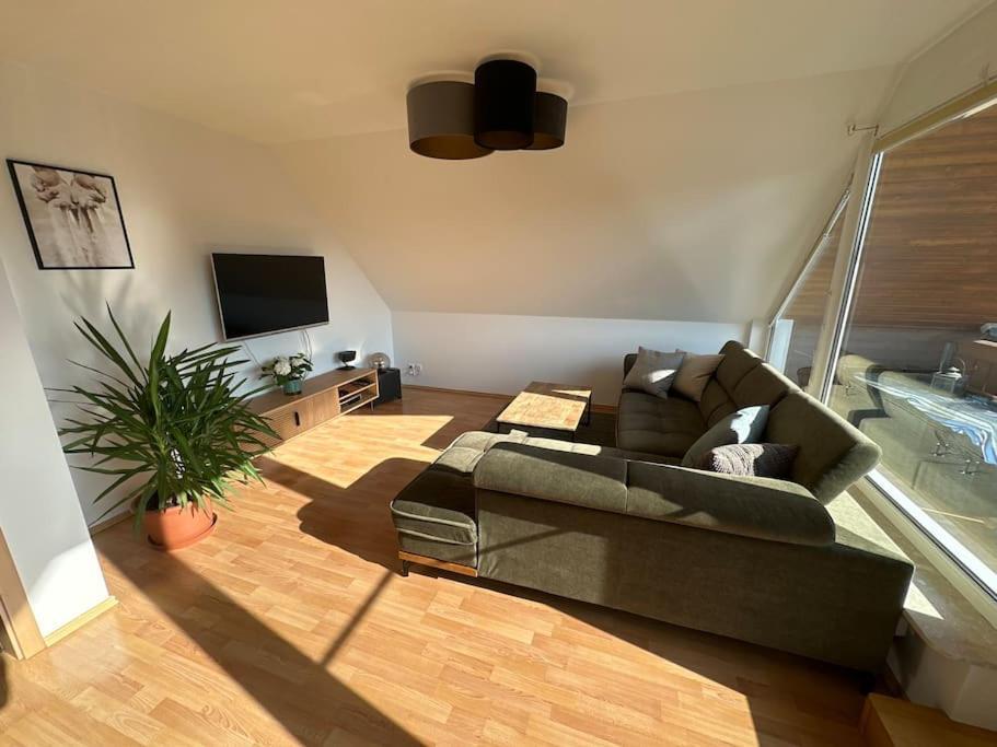 Sonniges & Ruhiges Apartment Mit Balkon Nahe Berlin Zeuthen Exteriér fotografie